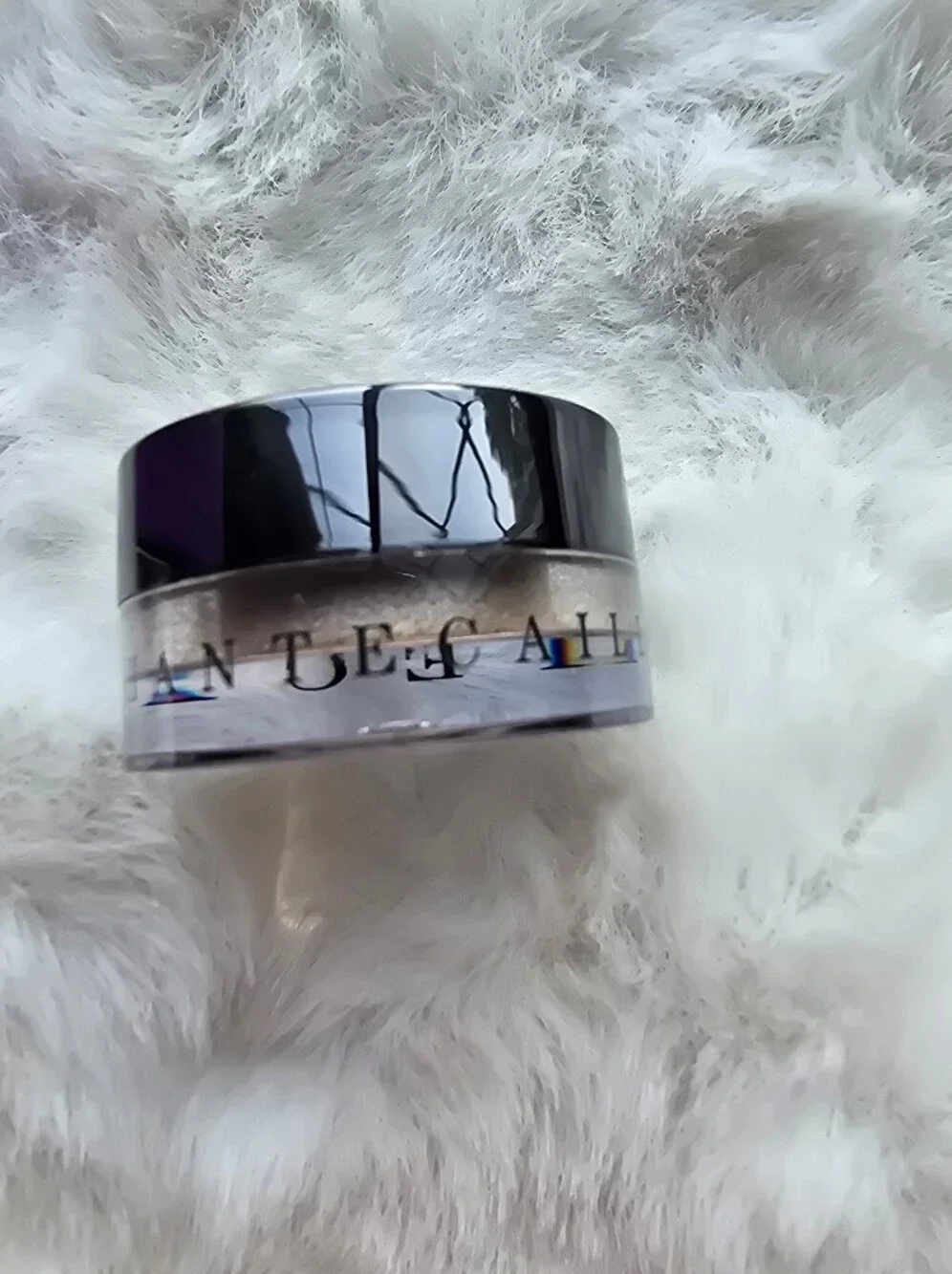 Chantecaille Mermaid Eye Shade - Shimmery Gold